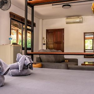 Aqua Suites
